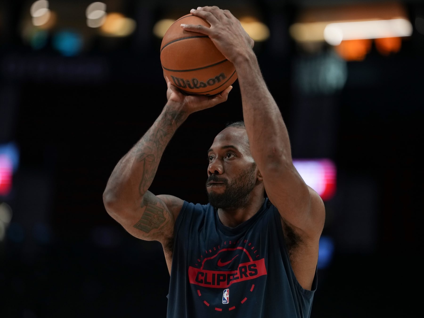 A los Clippers les cayó la ley del más fuerte: 30 millones y cinco picks al tacho