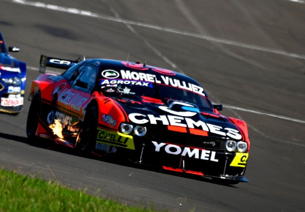 Trucco ganó en Paraná y dejó a Dodge en el ojo del reglamento del TC
