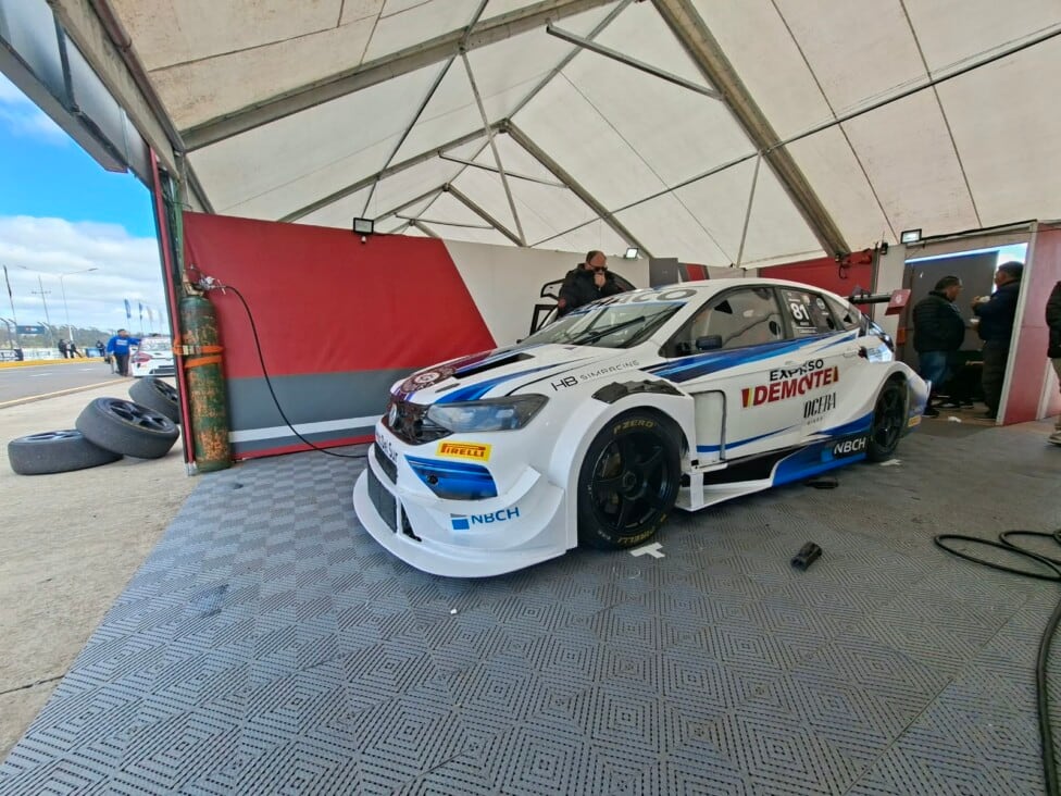 Junín, primera vuelta y Carabajal ya le avisó a todos: el chaqueño voló en la apertura del TC2000