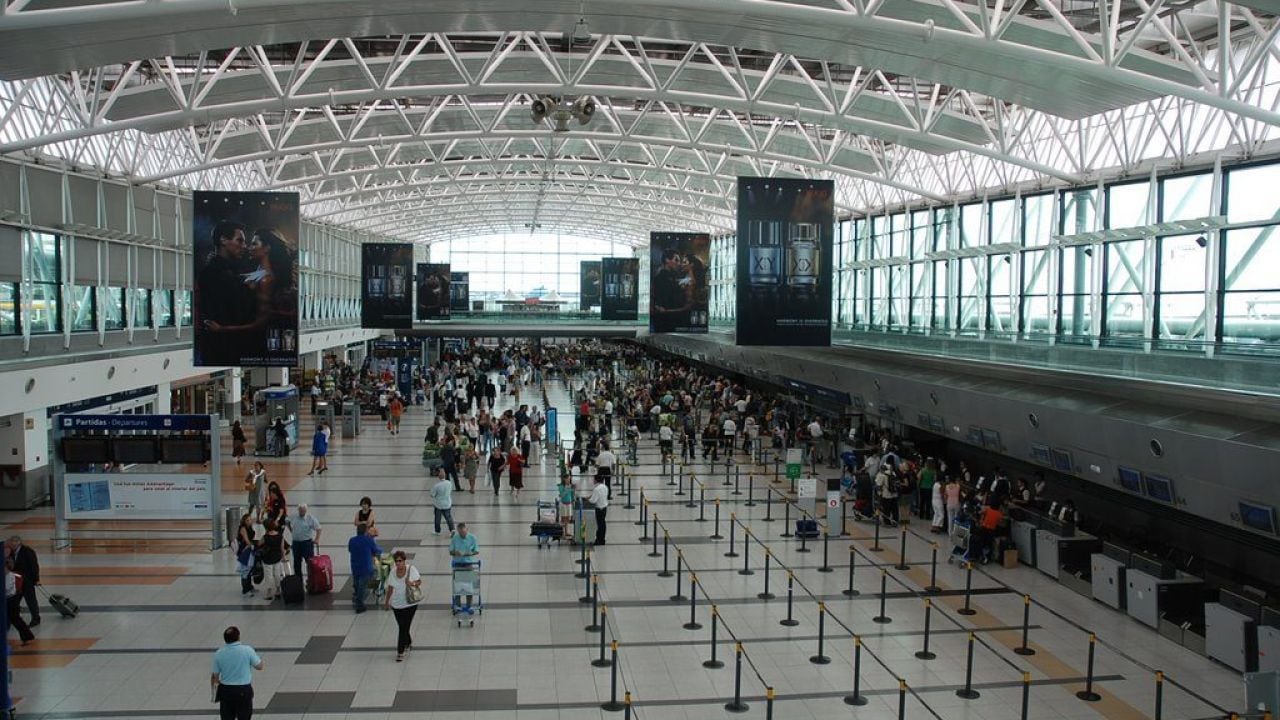 American Airlines suma tres capitales europeas a su red y apuesta a una cabina renovada para 2027