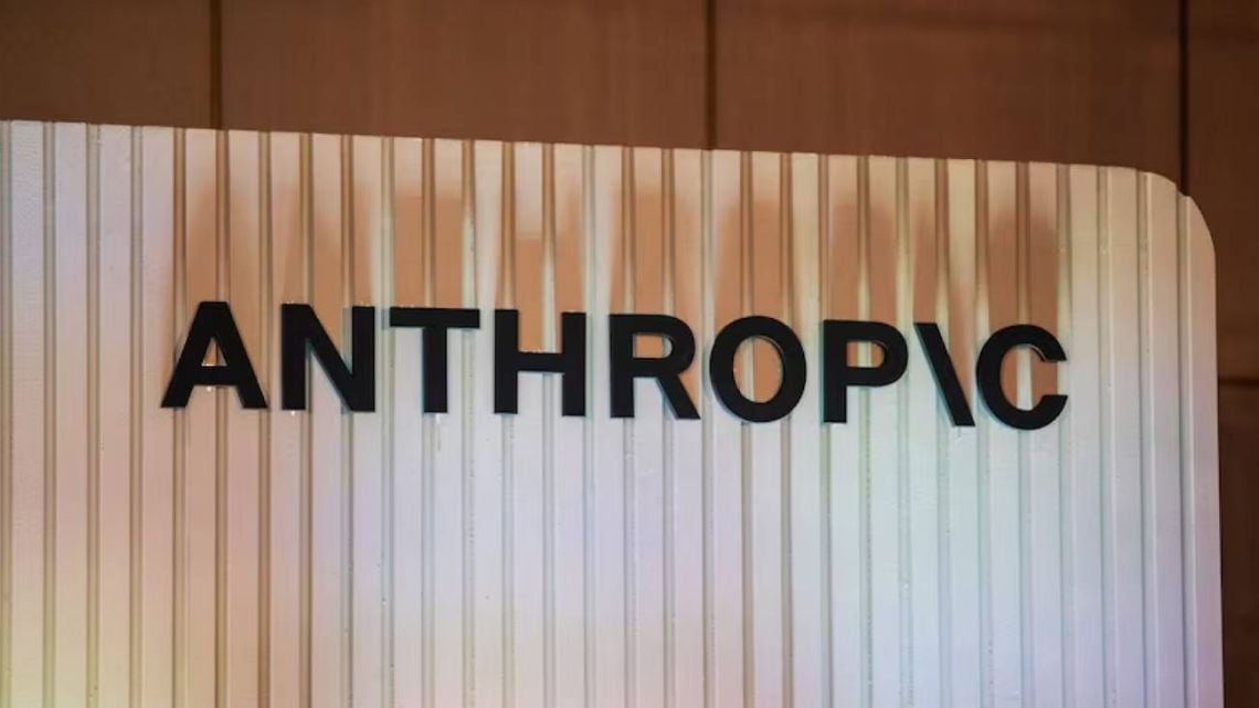 Un enjambre de IA se lanzó solo a hackear y el CEO de Anthropic pide frenos urgentes