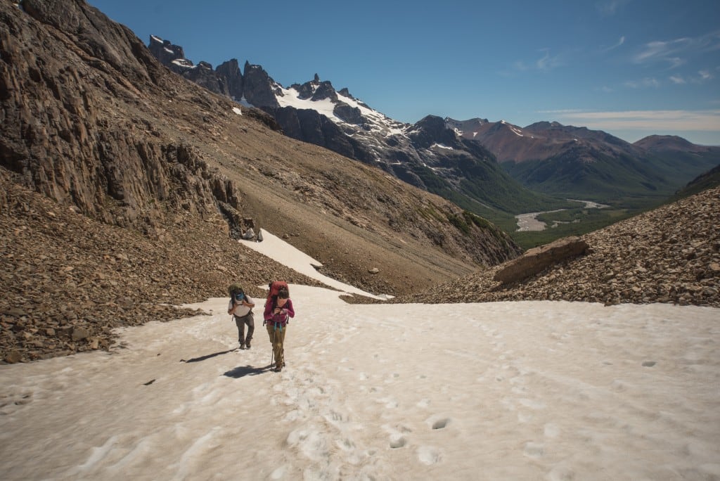 Una profesora de Economía, la cordillera como aula y la obsesión por caminatas que mezclan pedal y huellas