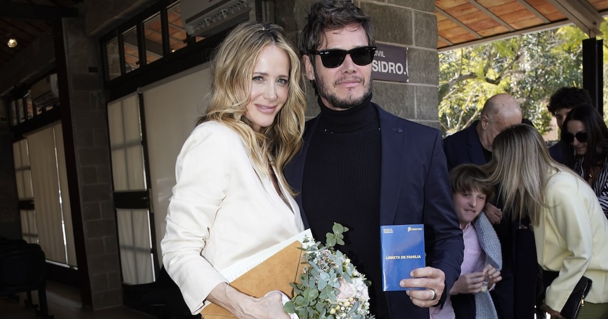 Julieta Prandi y Emanuel Ortega dieron el sí en San Isidro, en una ceremonia íntima que habla de los nuevos tiempos