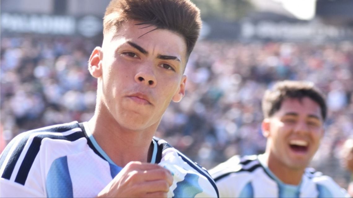 Argentina ajustó al filo del reloj y va por el oro en Rosario