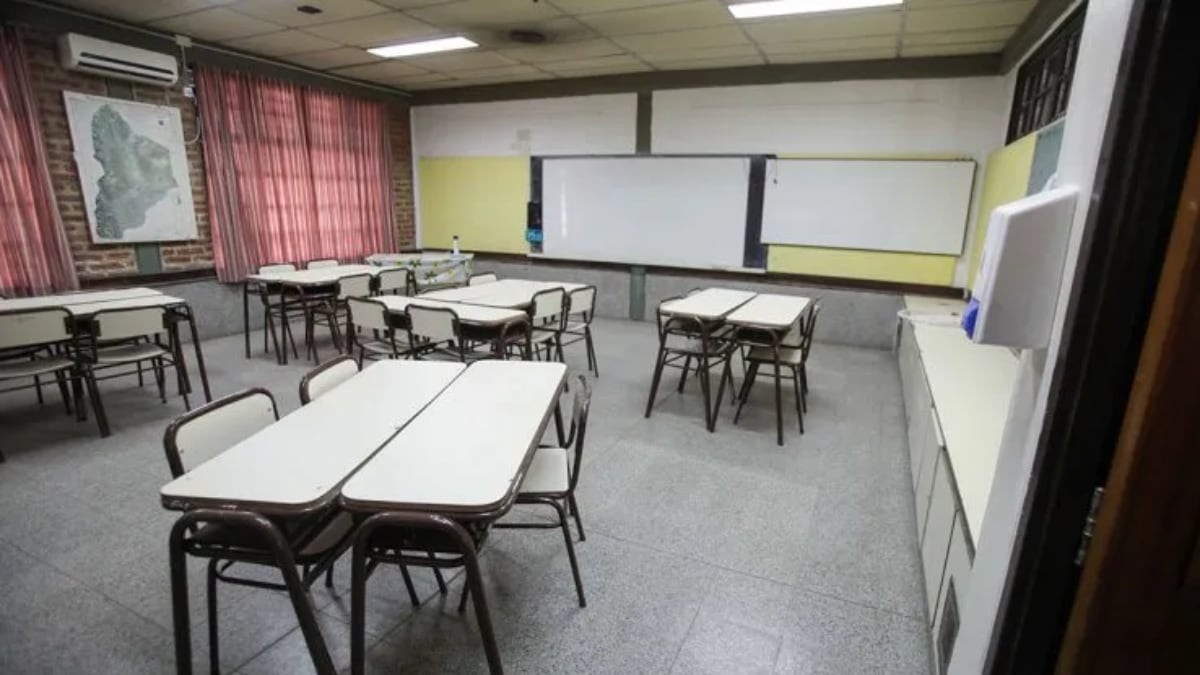 Suspenden las clases en siete distritos de Neuquén por el temporal que ya castiga al sur provincial