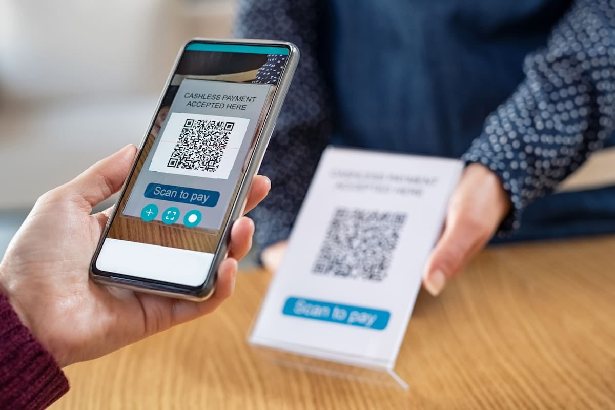 El QR ganó la pulseada: las transferenciasimmediate triplican en crecimiento a las tarjetas de débito y crédito