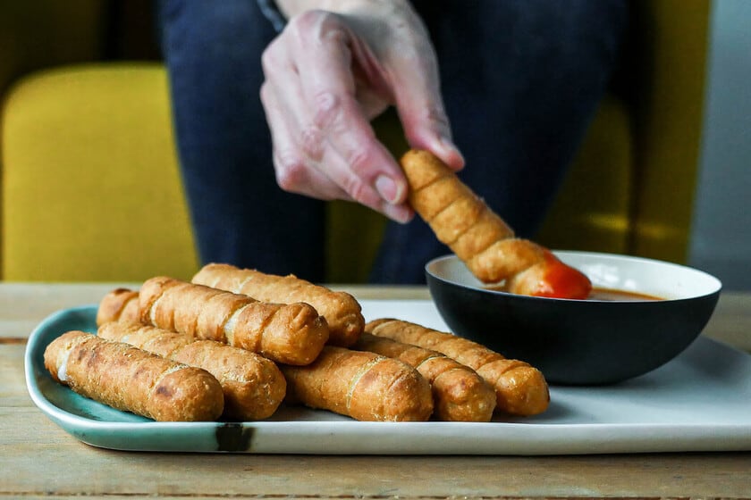 Tequeños caseros: claves para envolver el queso y que no se escape en la fritura