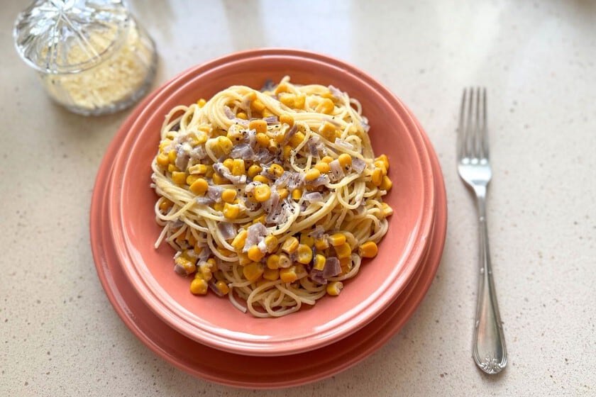 Espaguetis con choclo dorado: la pasta cremosa que se resuelve en media hora