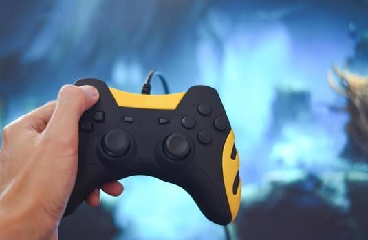 La bruja vuelve a la carga: Geralt se reinventa con una actualización que toca combate, hechizos y hasta el galope