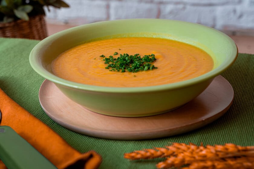 Puré de calabaza con base de cebolla y puerro: una receta simple, dorada por fuera y con alma de otoño