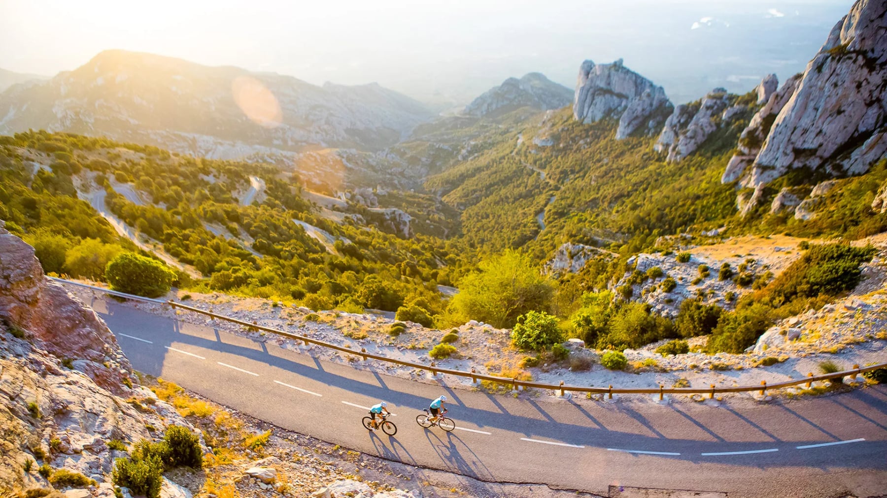 Cataluña en cinco tramos: cómo armar la ruta que va del mar a la montaña sin apurarse