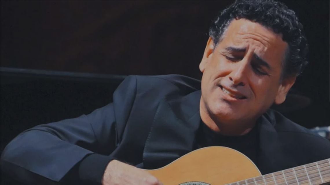 Flórez en el Colón: el tenor que aprendió con la guitarra y ahora canta a Gardel junto a Mozart