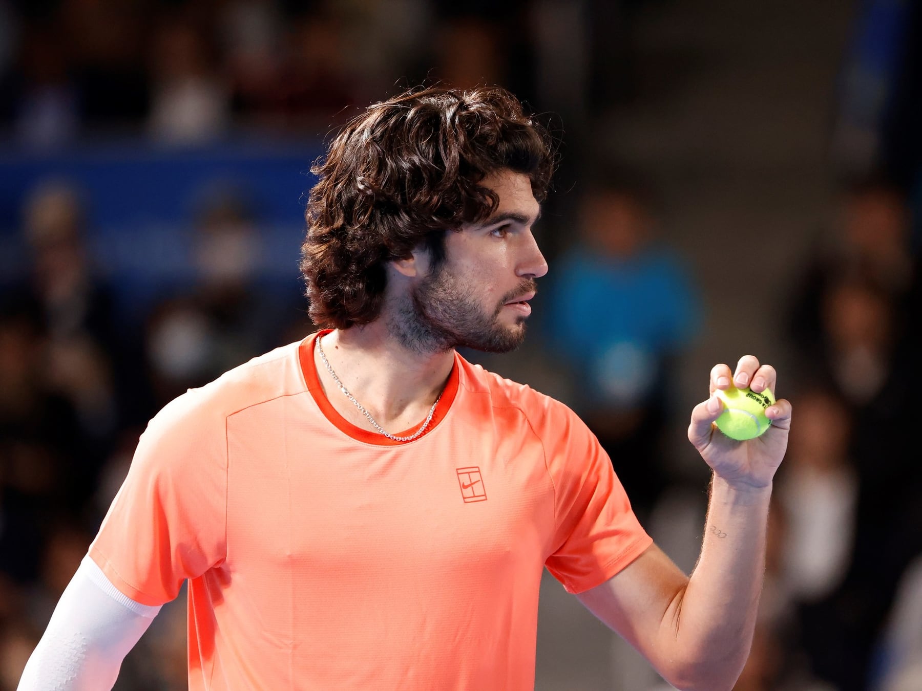 Alcaraz resucitó en Tokio, le ganó a Munar y va por todo ante Lehečka