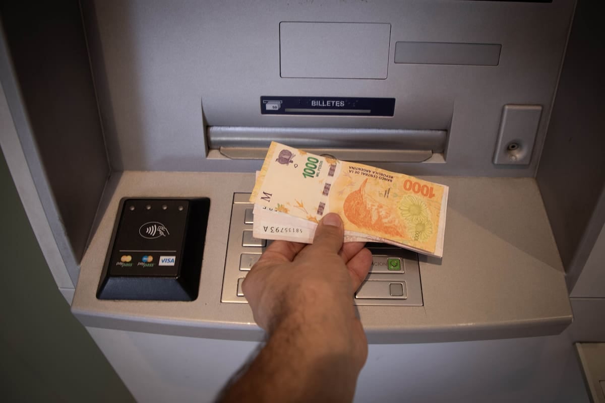 La red bancaria argentina perdió 672 sucursales en siete años y achica su estructura física