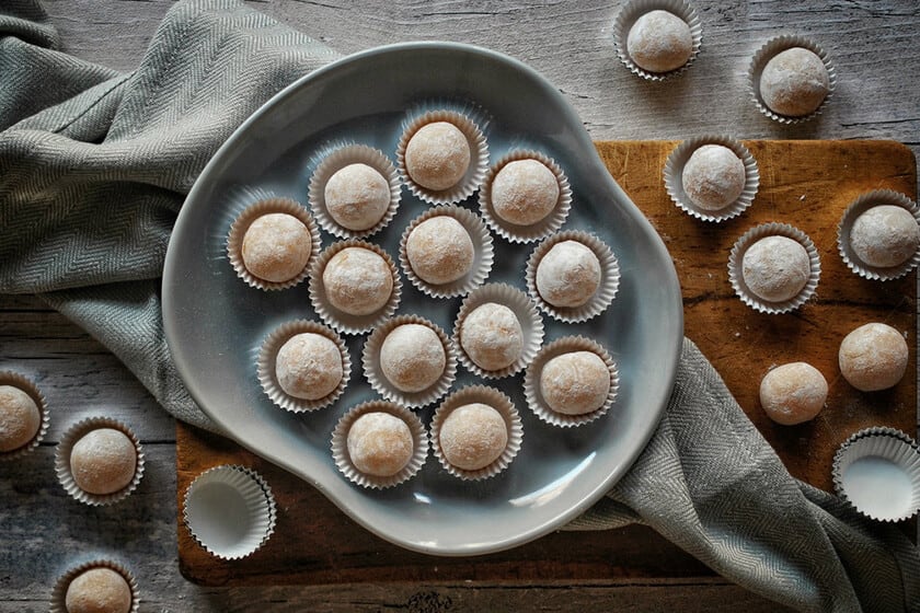 Yemas de Santa Teresa: la receta mínima de un clásico español que se cocina con paciencia