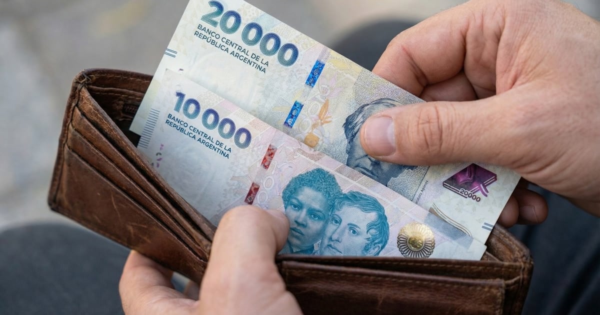 Siete de cada diez argentinos ve la economía en rojo y prevé un semestre aún más complicado