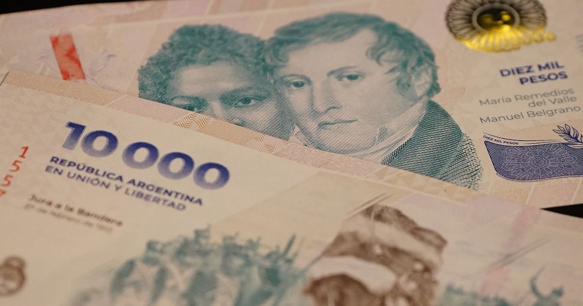Bancarios: con el ajuste de septiembre, el ingreso inicial se acerca a los 2,63 millones de pesos brutos