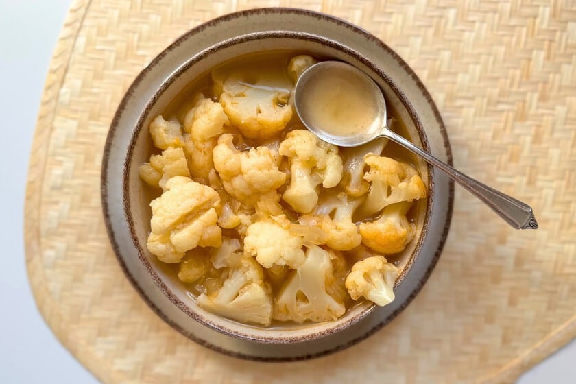Sopa de coliflor en trozos: la versión con cuchara grande, cuerpo y sabor que se nota