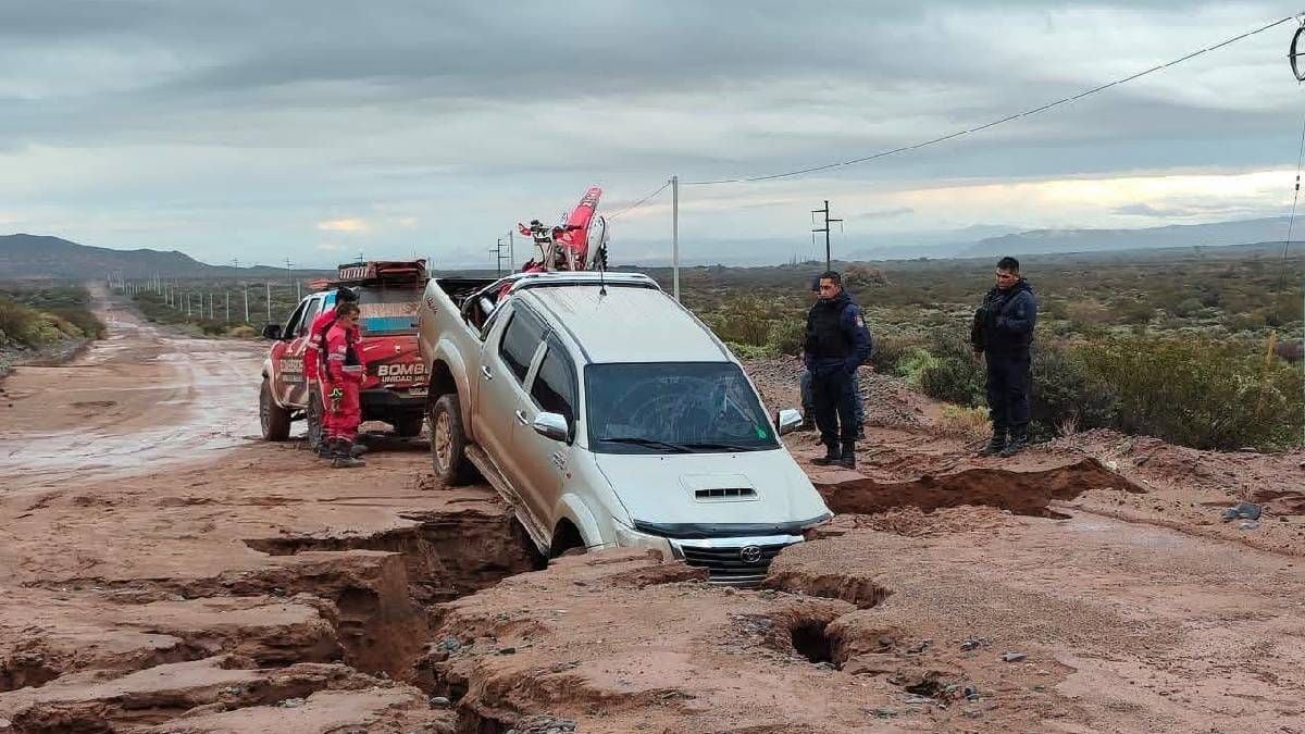 LluviasLeaving rutero y choques en Neuquén
