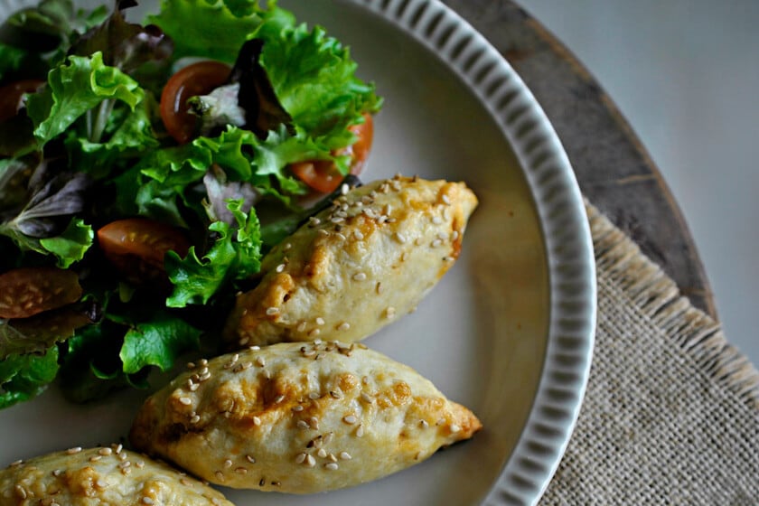 Empanadillas caseras de ternera y champiñones: la masa que cambia todo