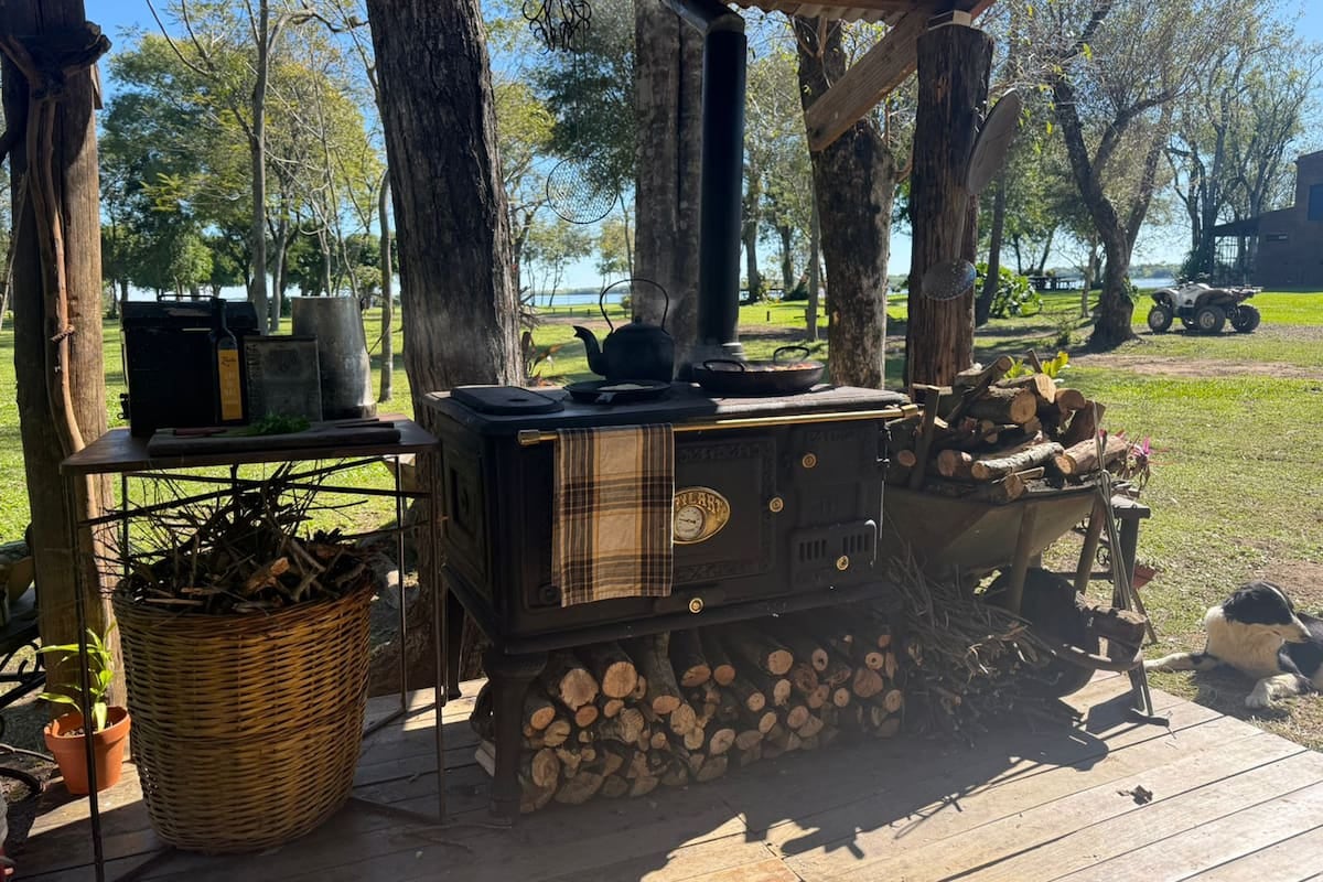 A la fuerza del fuego: así fabrica Tres Arroyos sus cocinas que pesan una tonelada